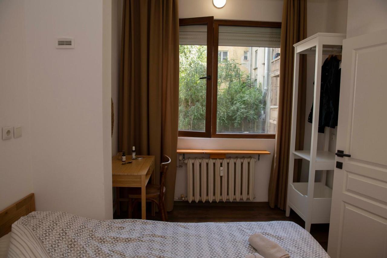 Central Sofia 3-Bedroom Apartment - Urban Art Gallery - Free Parking! Eksteriør bilde